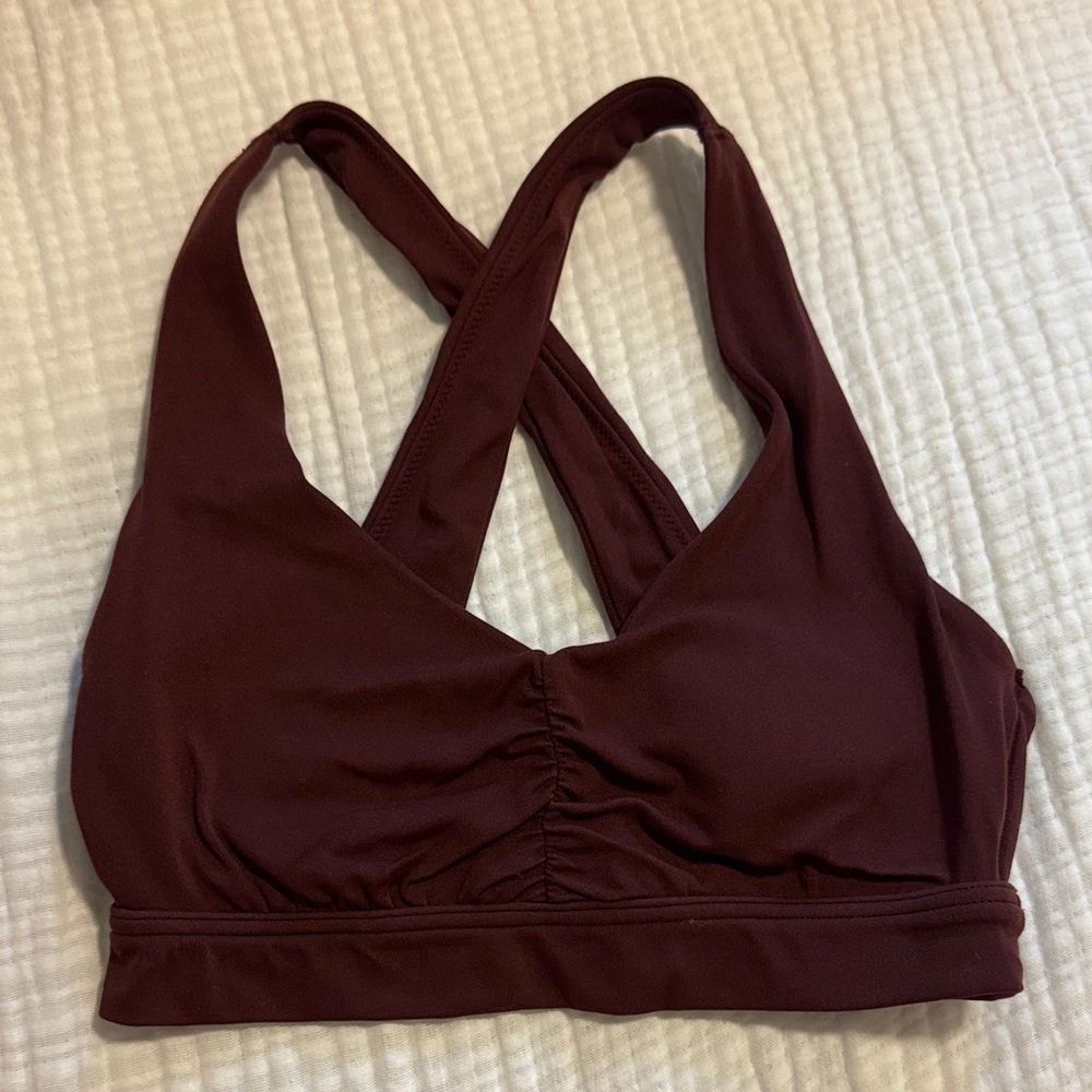 Elegant Maroon Cross-Back Sports Bra